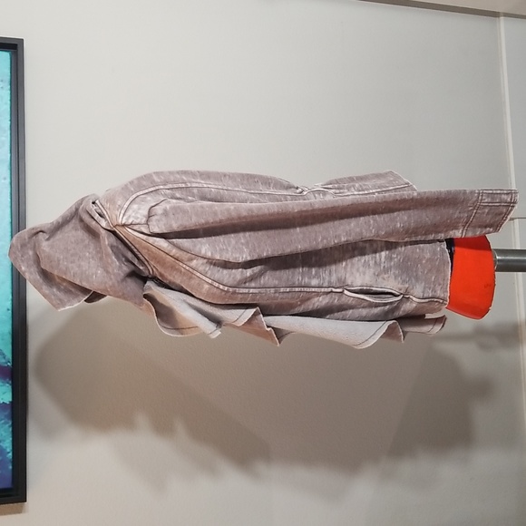 Blanc Noir Small Taupe/Champagne Draped front hoodie. - Picture 4 of 11